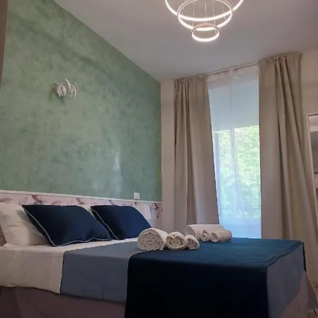 Little Rose Haven 4* Roma