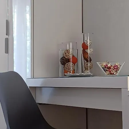 ゲストハウス Little Rose Haven